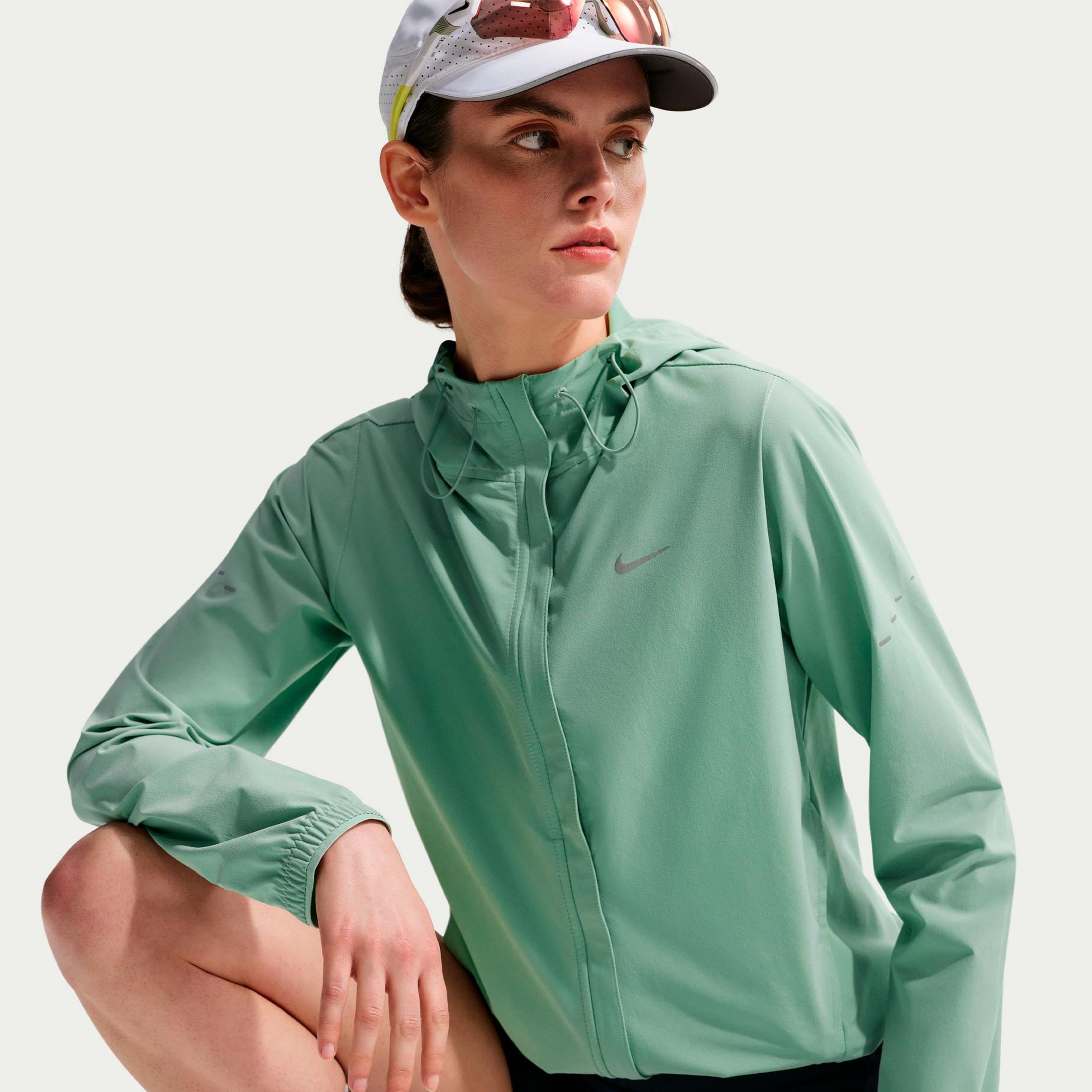 Nike Swift Running jacket Women - light green, silver