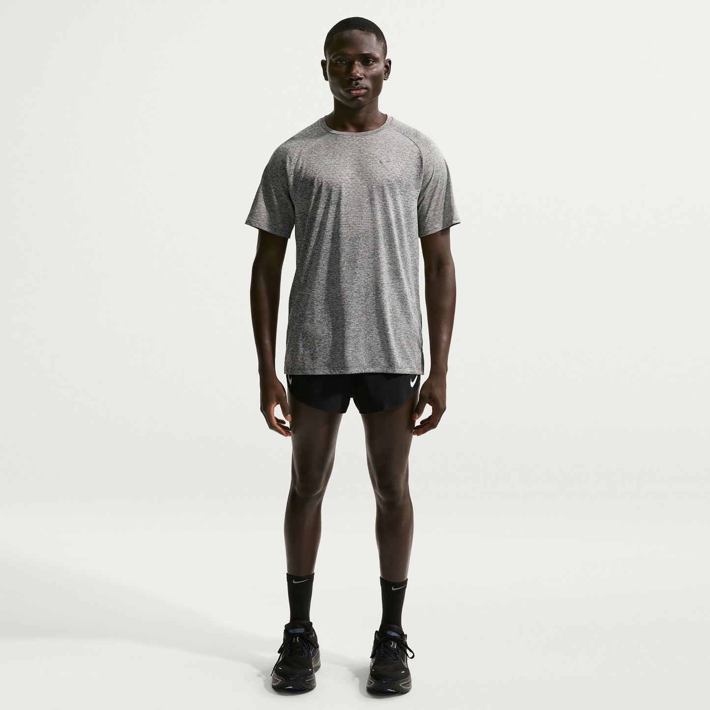 Nike Stride  Running shirt Men - grey, silver