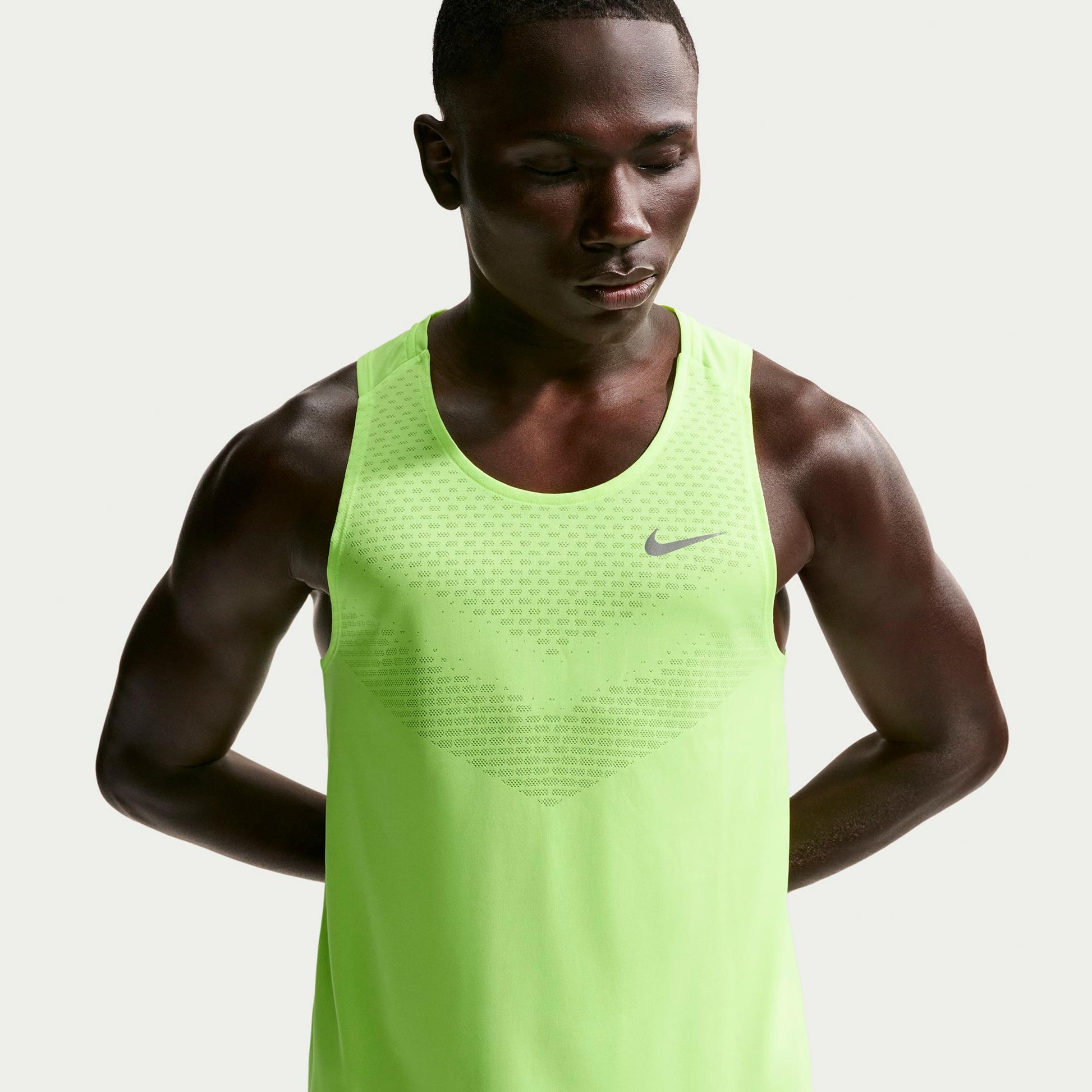 Nike Stride Running shirt Men - neon yellow, silver