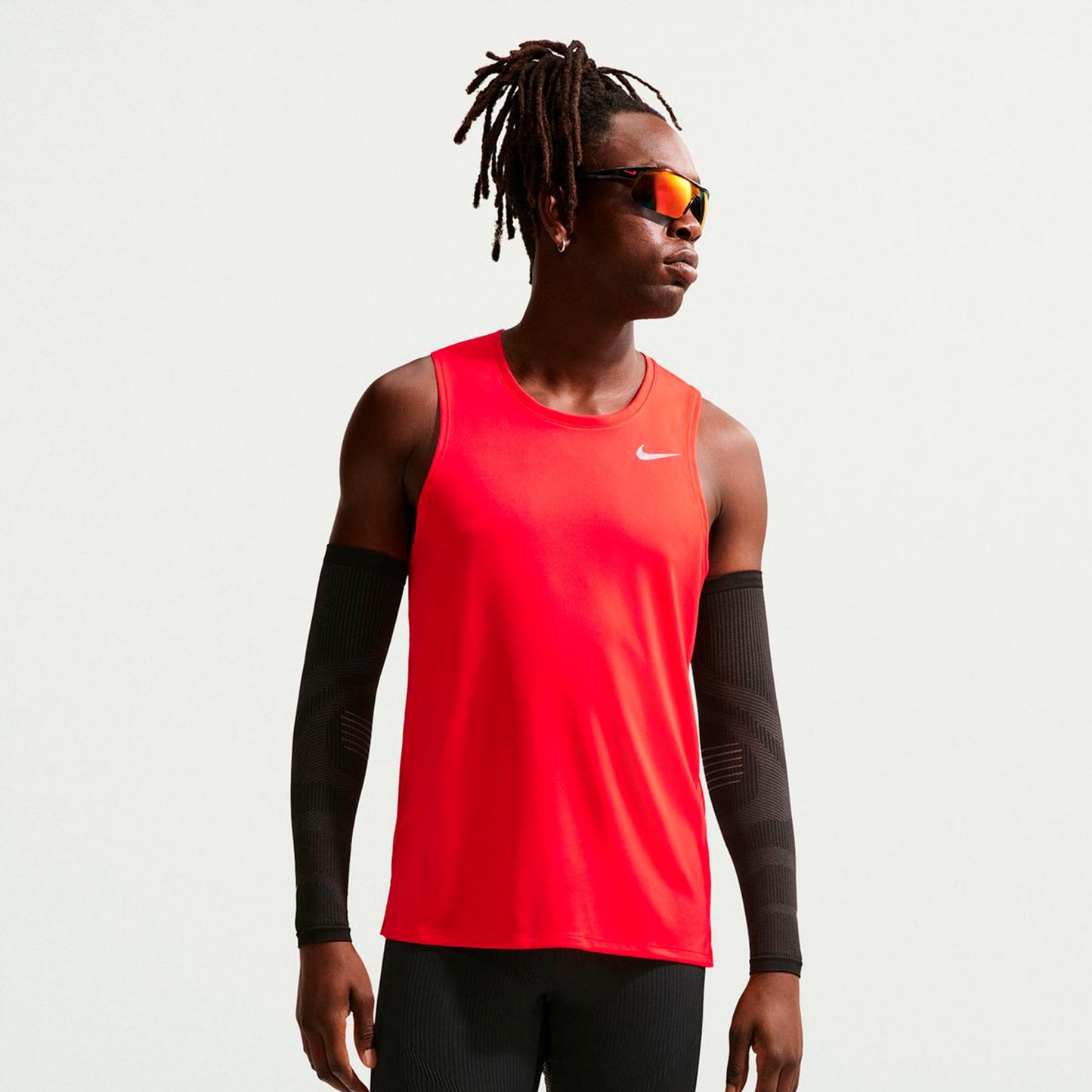 Nike Miler Running shirt Men - lightred, silver