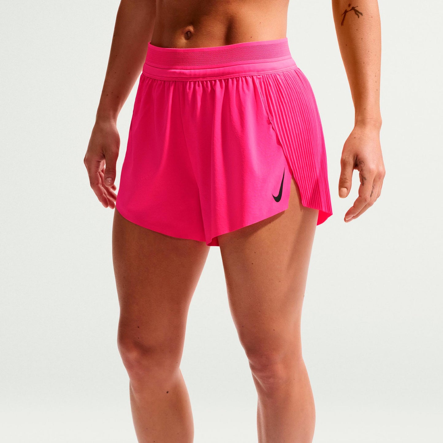Nike AeroSwift  Running shorts Women - pink, black