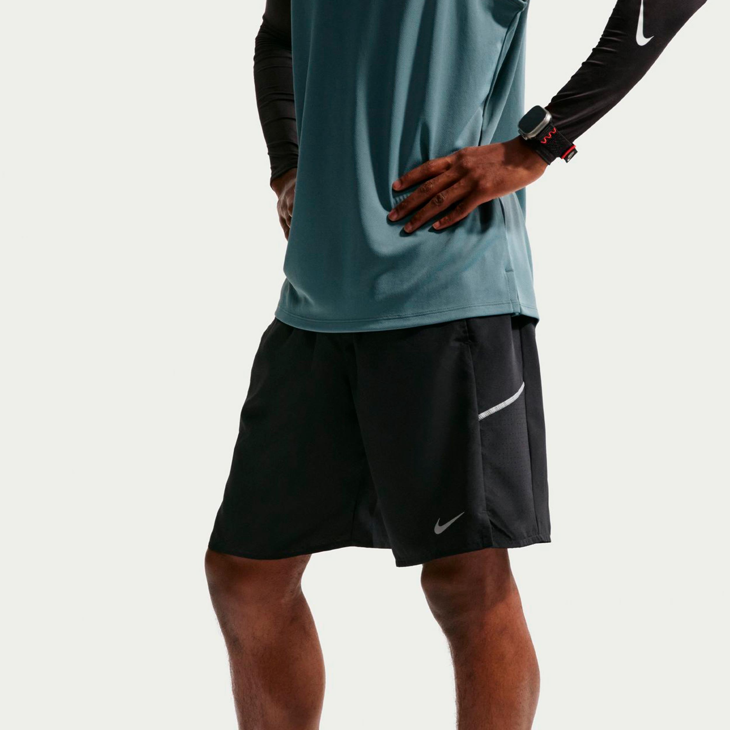 Nike Miler 9in  Running shorts Men - black, silver