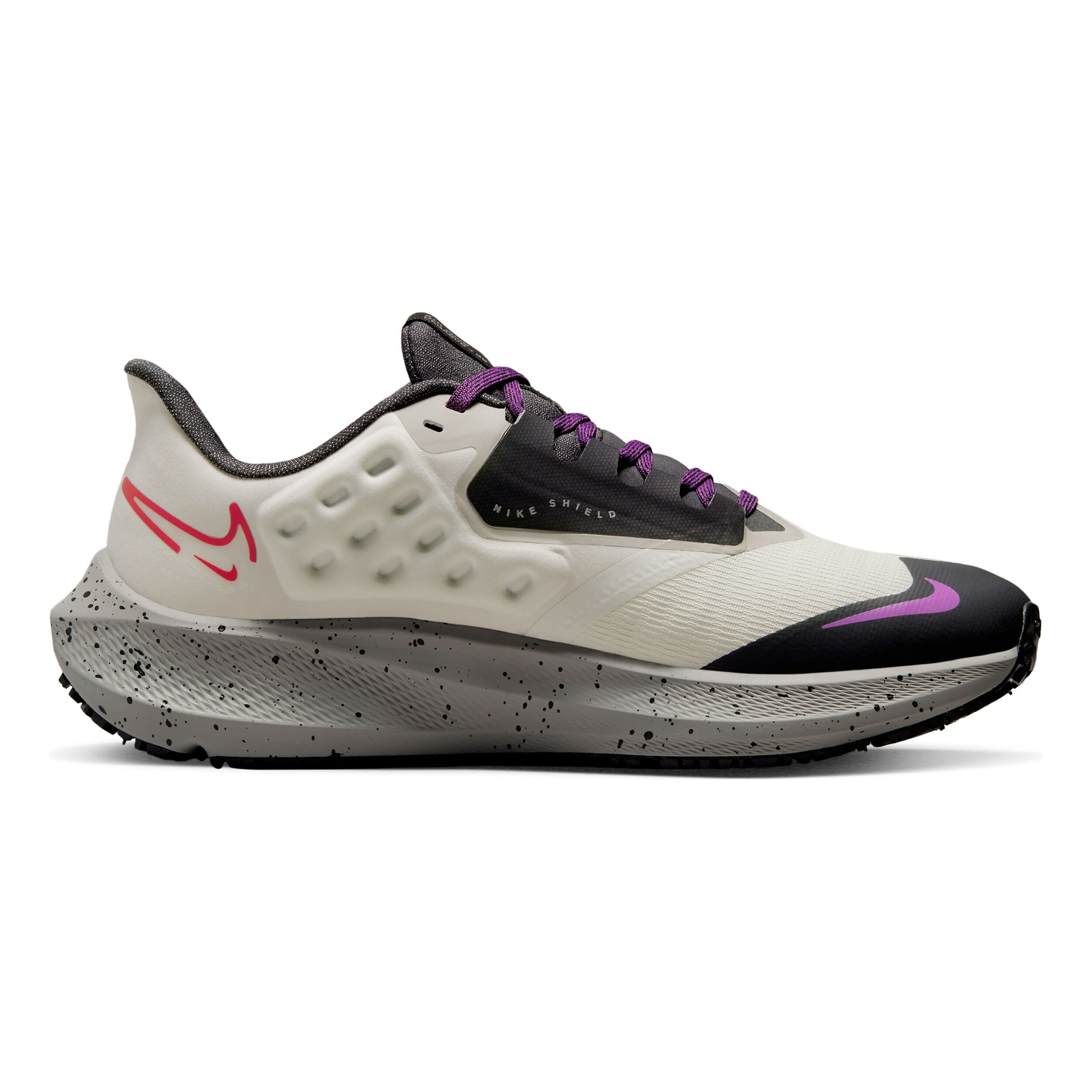 Nike zoom pegasus shield women's shop