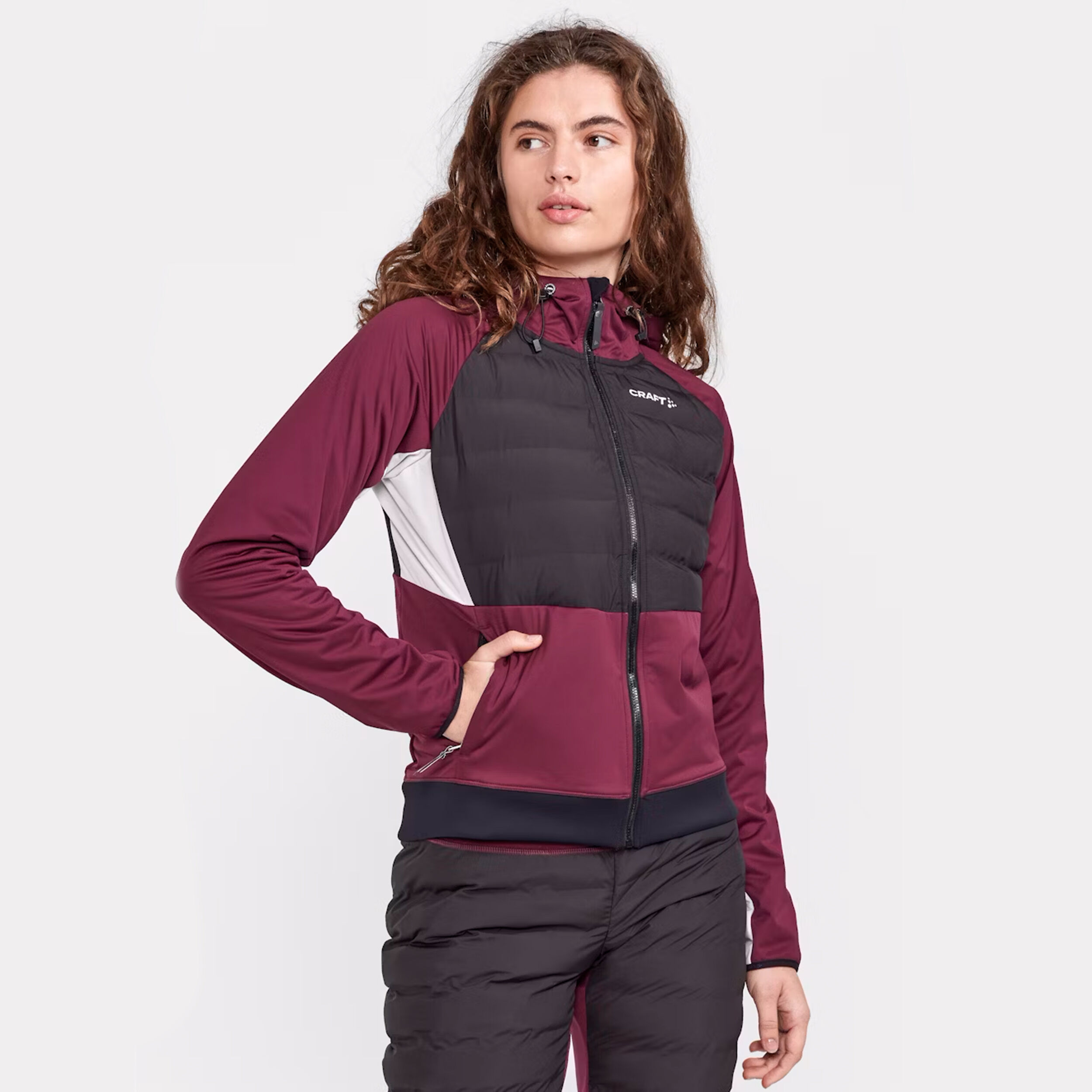 Buy Craft ADV Pursuit Thermal Running Jacket Women Red Black online Running Point UK