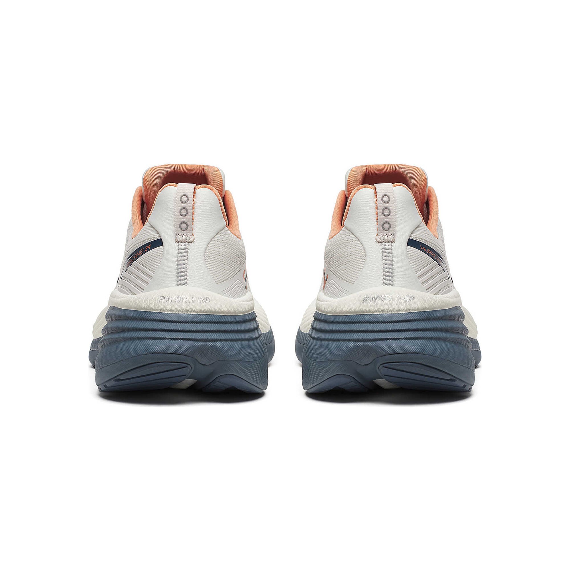 Saucony