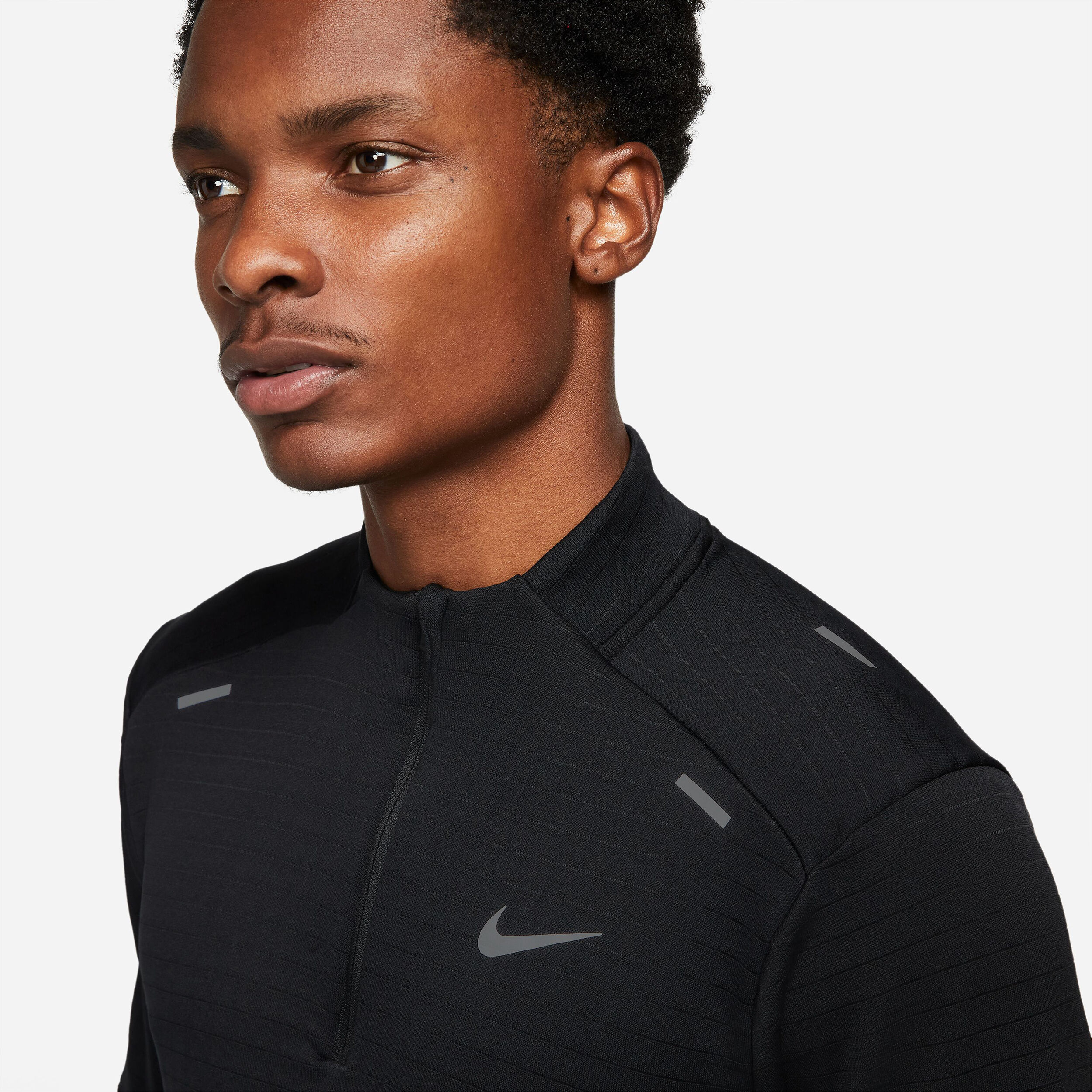 Buy Nike Therma Fit Repel Element Half Zip Long Sleeve Men Black online Running Point UK