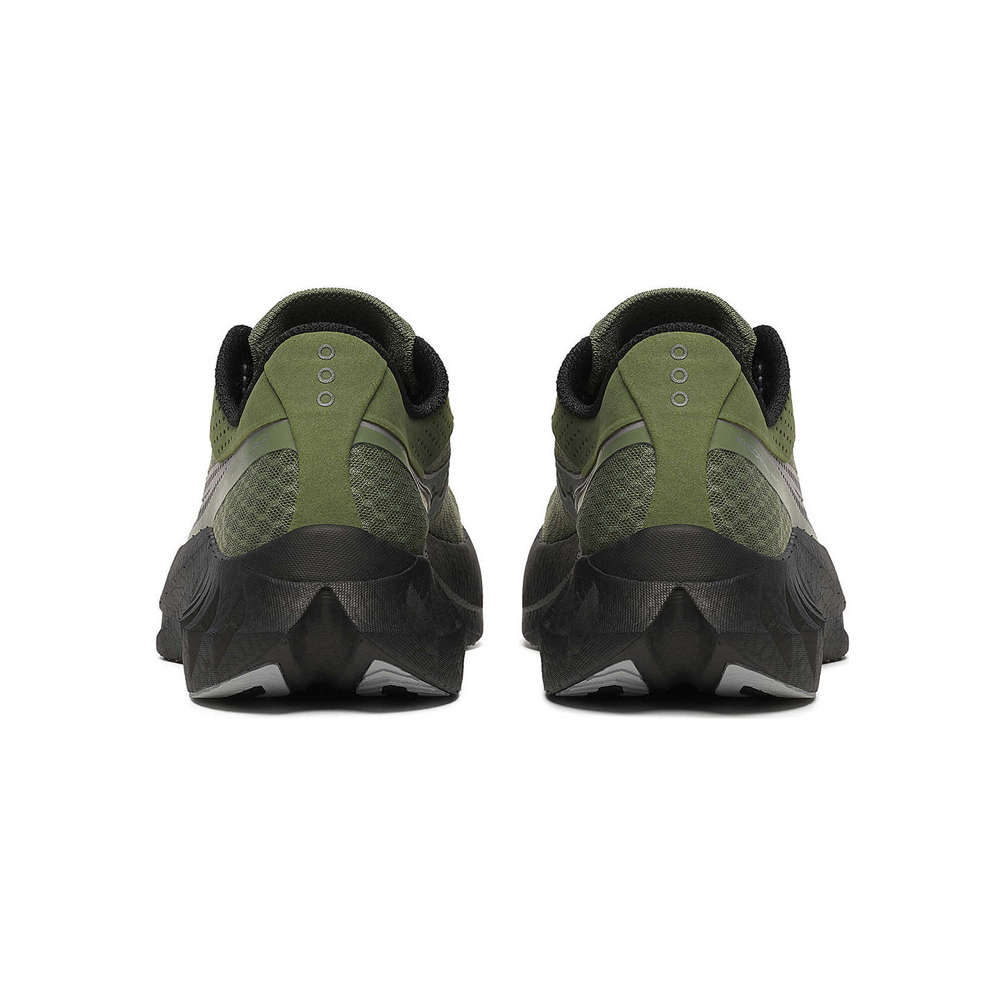 Saucony