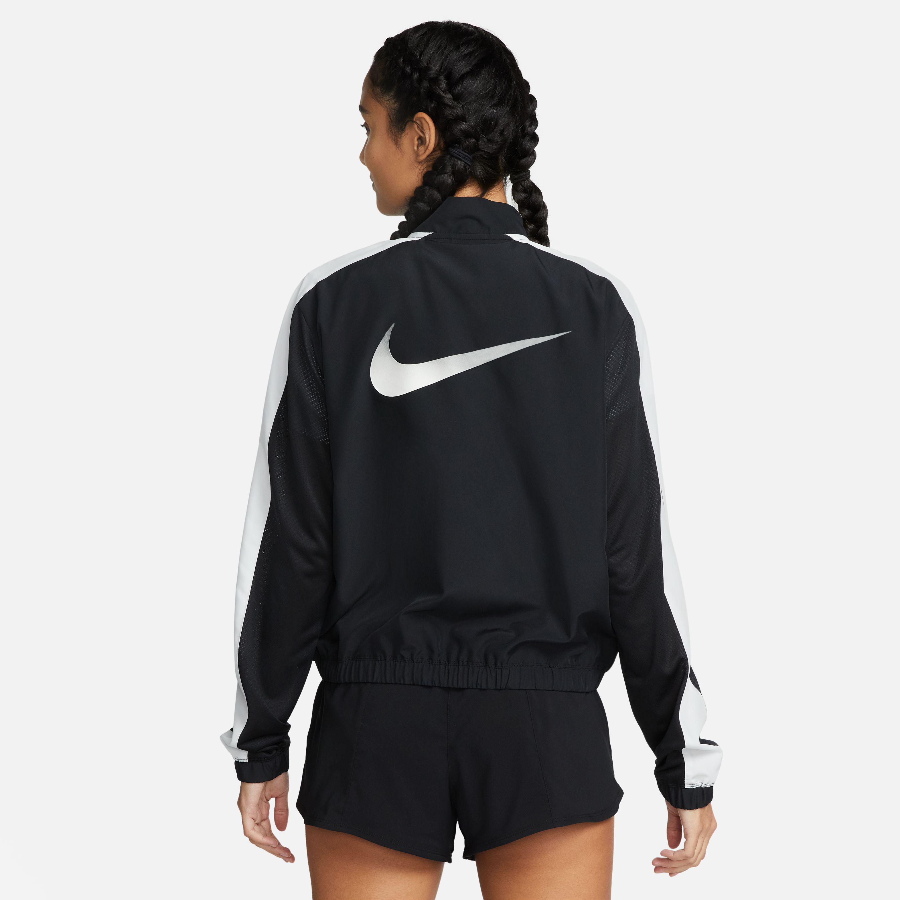 Nike women's black and white windbreaker discount