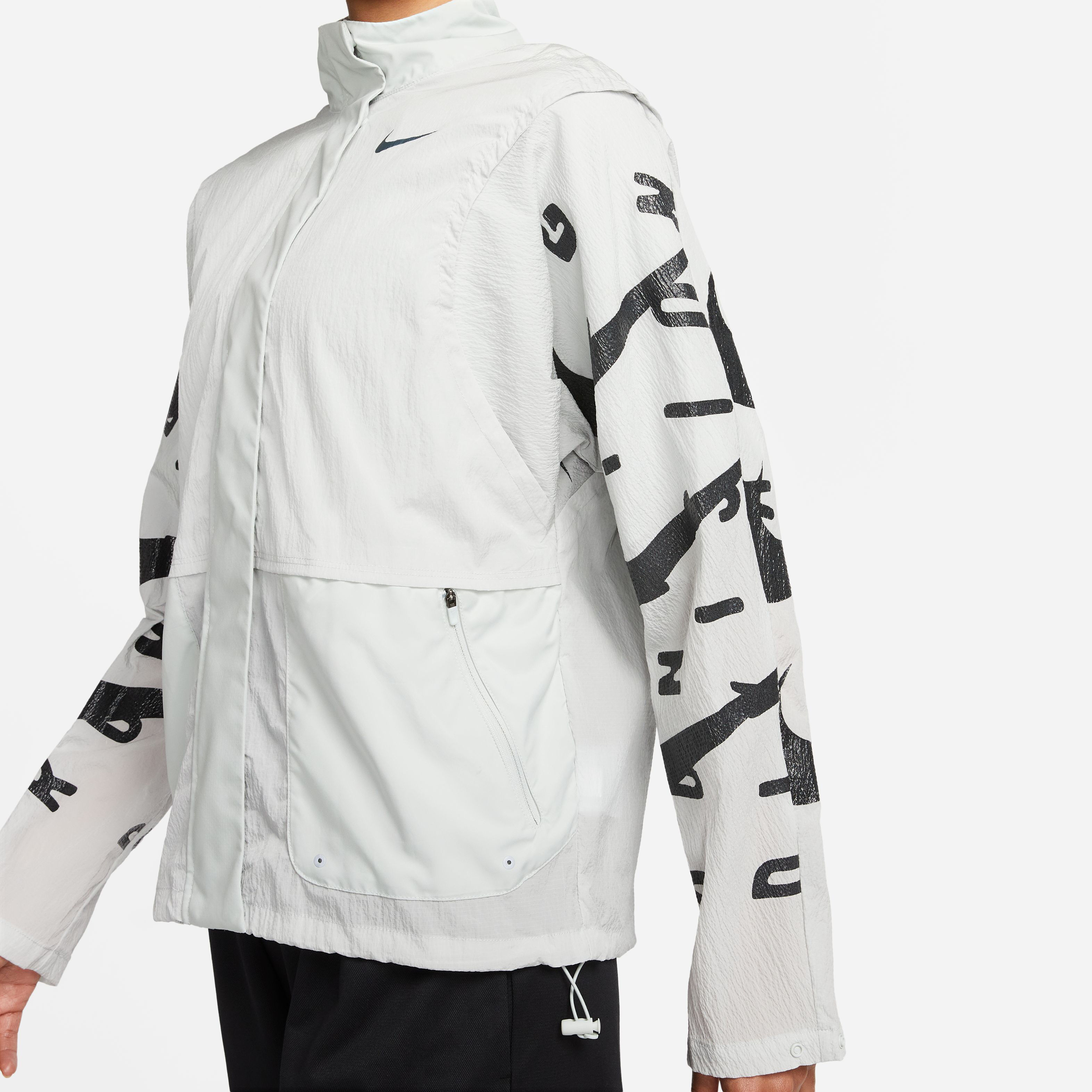 Nike women's running jacket white 2025