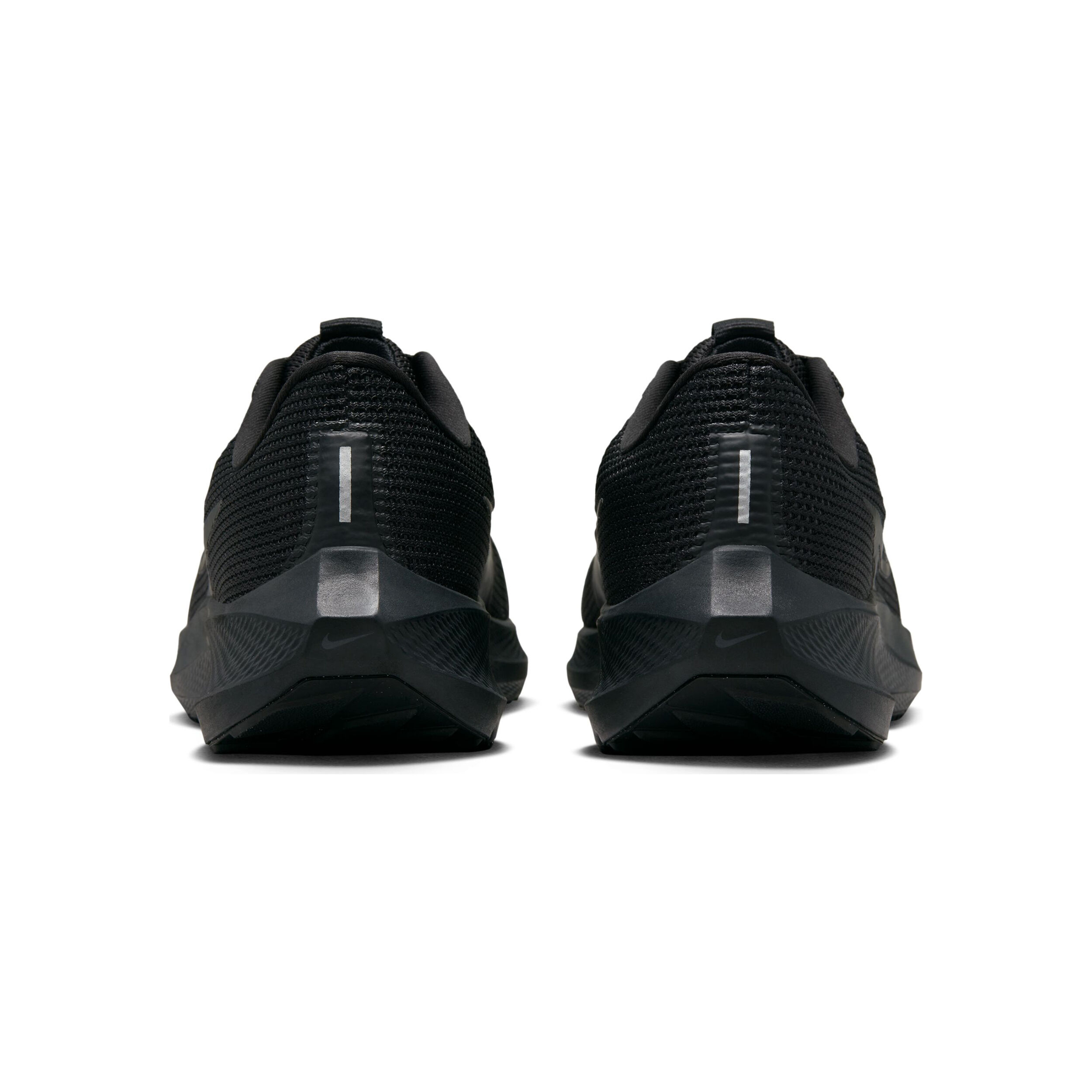 Buy Nike Air Zoom Pegasus 40 Neutral Running Shoe Men Black online Running Point UK