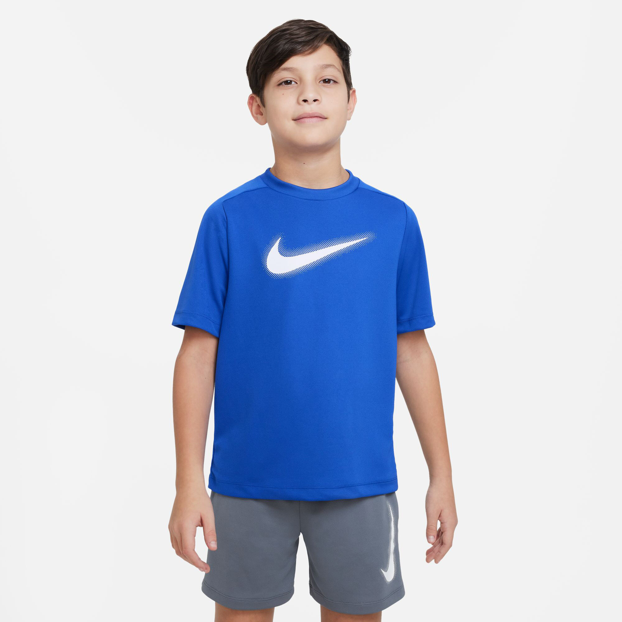 Nike tshirt for boys 2025