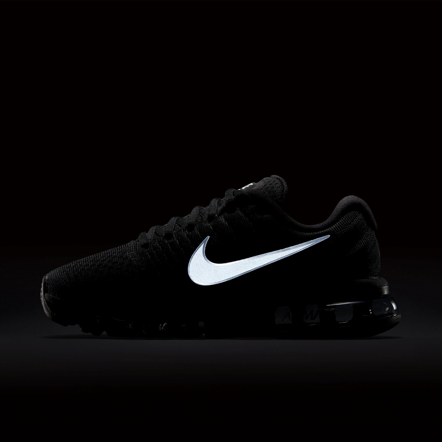 Nike womens air max 217 running shoe top