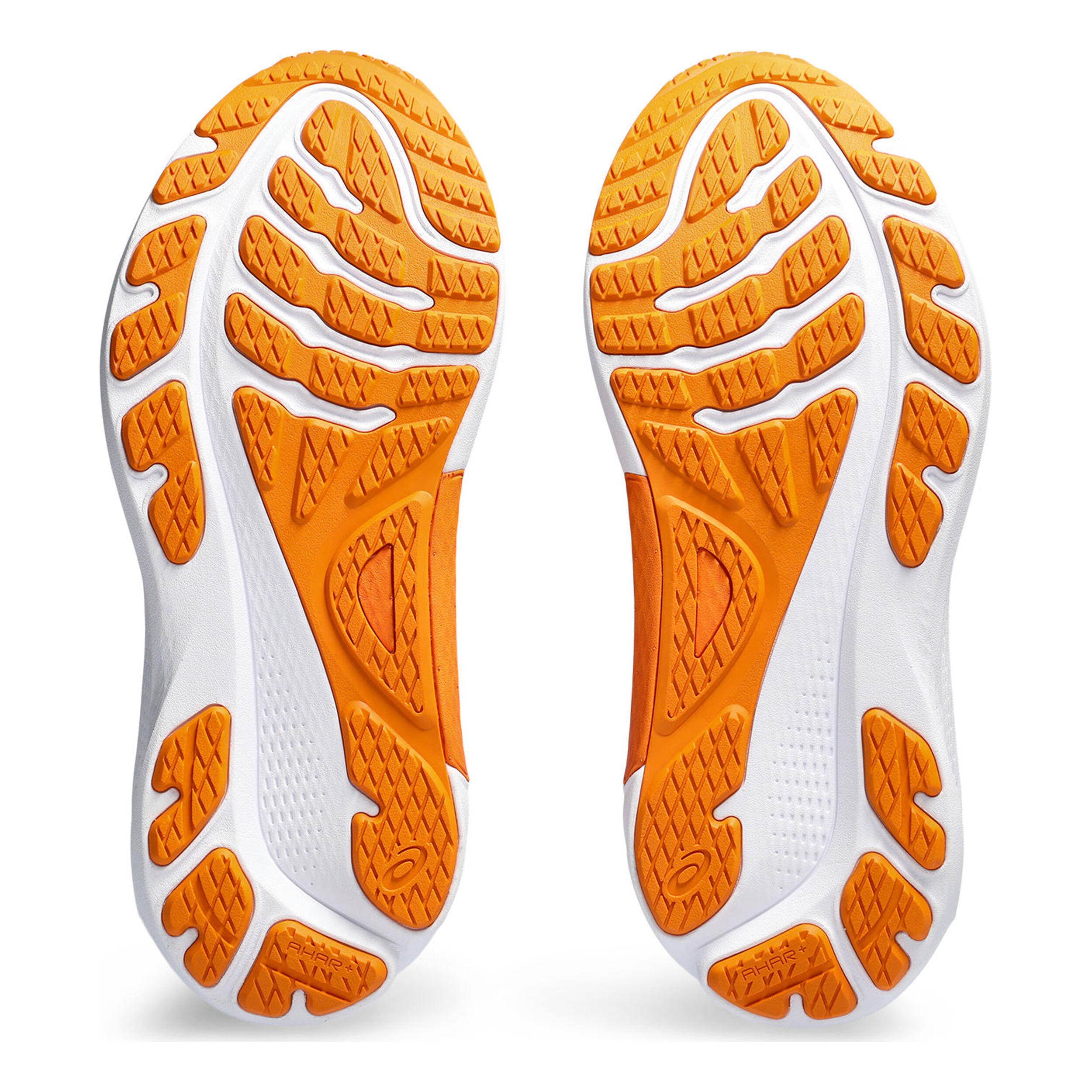 Nike air zoom pegasus sales 35 vs asics kayano