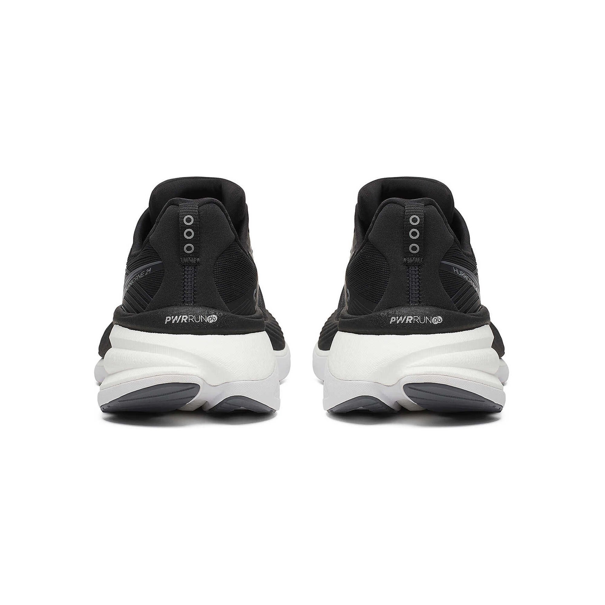 Saucony