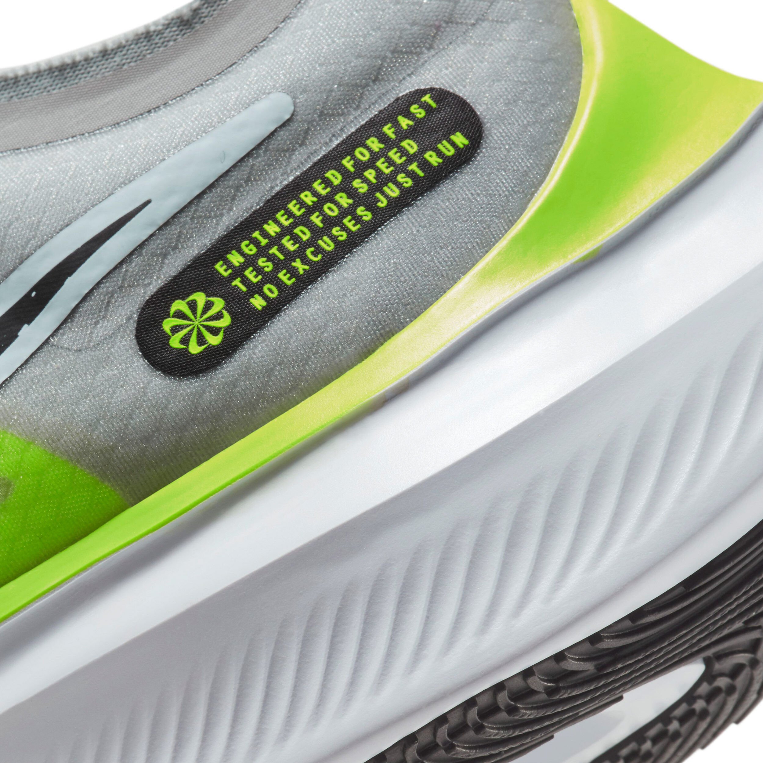Nike zoom gravity neon discount