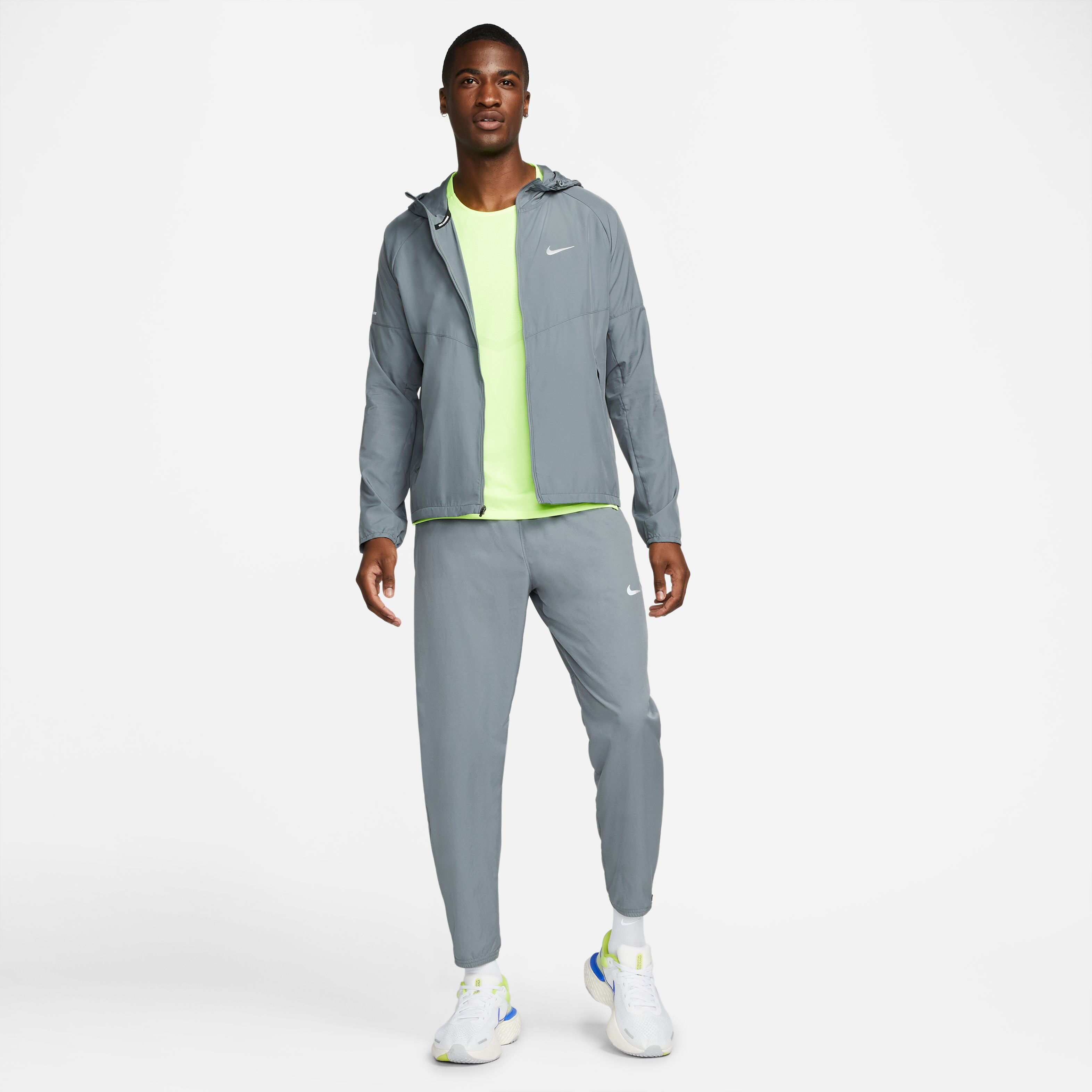 Nike running jacket grey hot sale