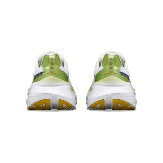 Saucony