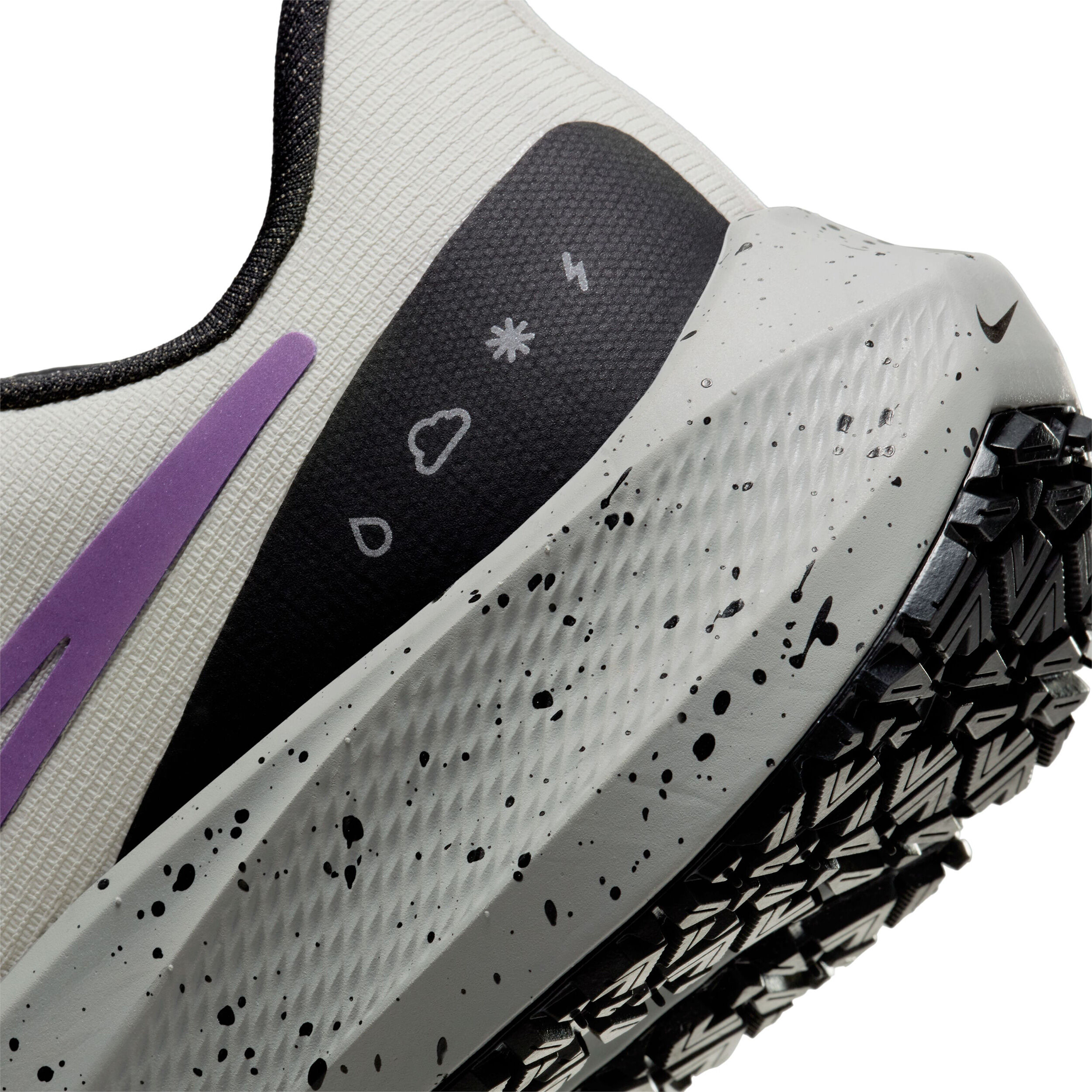 Nike air zoom pegasus 36 shield weight sales